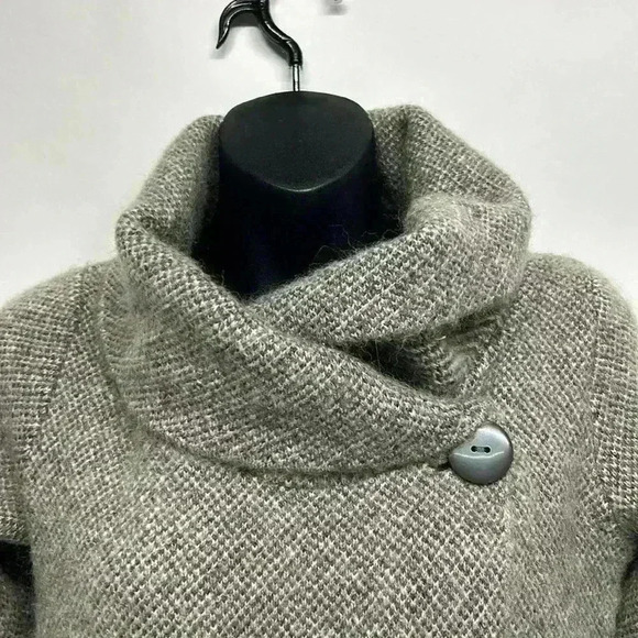 Max studio size extra small wool cardigan sweater, cell neck - Picture 2 of 7